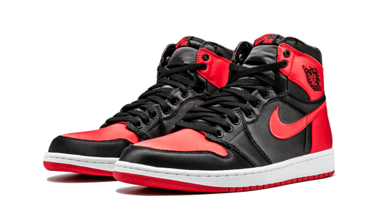 Air Jordan 1 Retro High OG SE "Satin Banned" 917359 001
