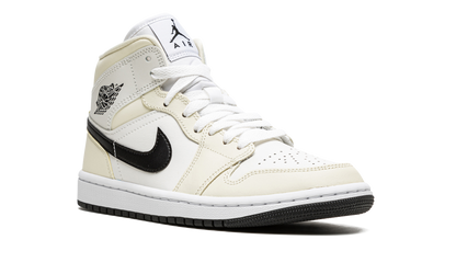 AIR JORDAN 1 MID WMNS "Coconut Milk" BQ6472 121