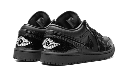 Air Jordan 1 WMNS "Black Croc" HJ7743 010
