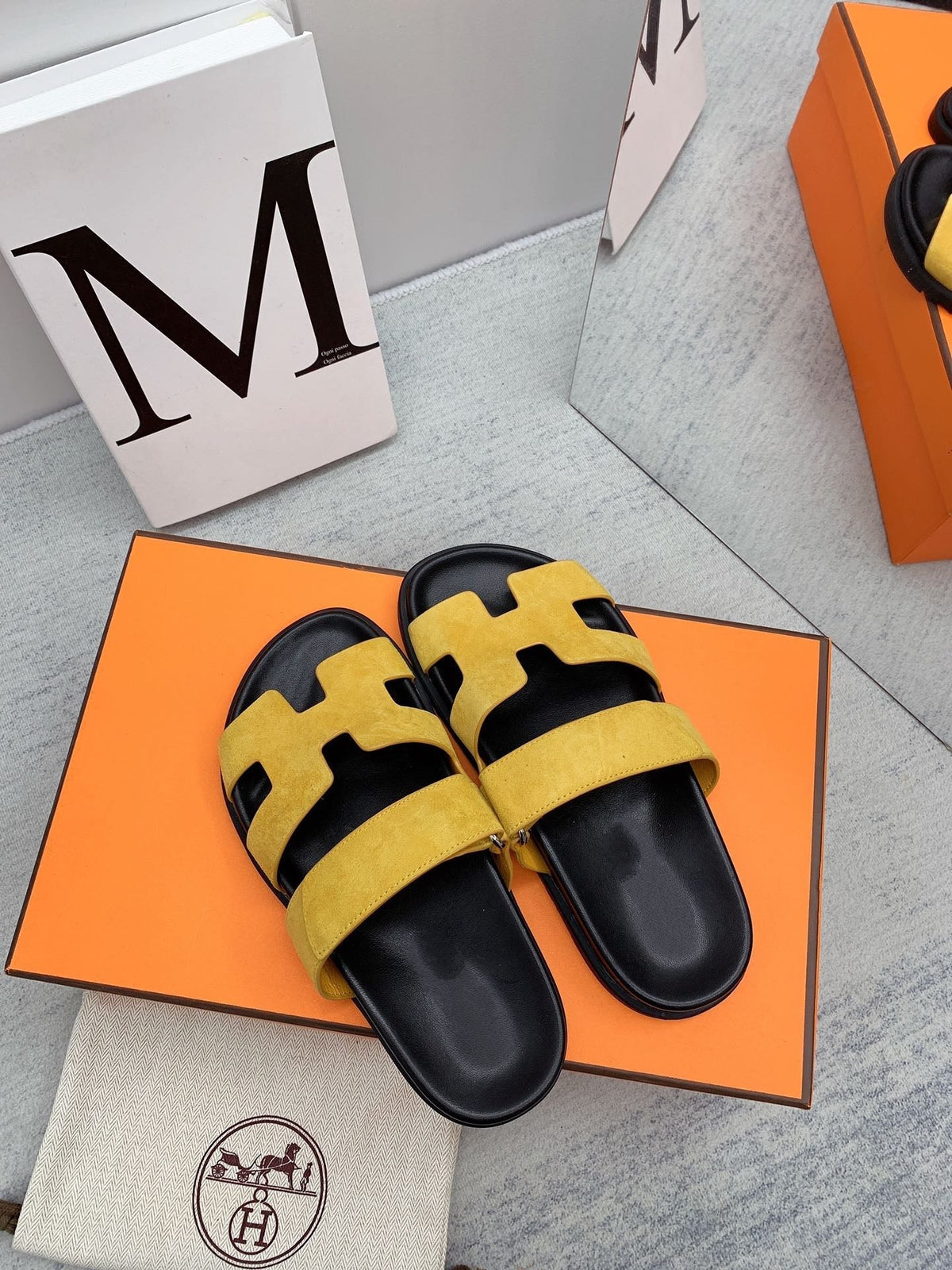 Chypre Sandal Yellow