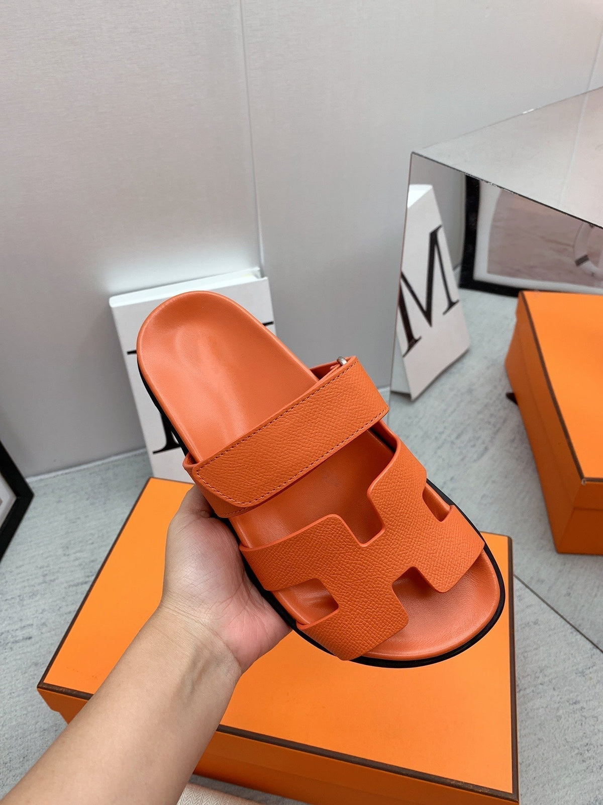 Chypre Sandal Orange