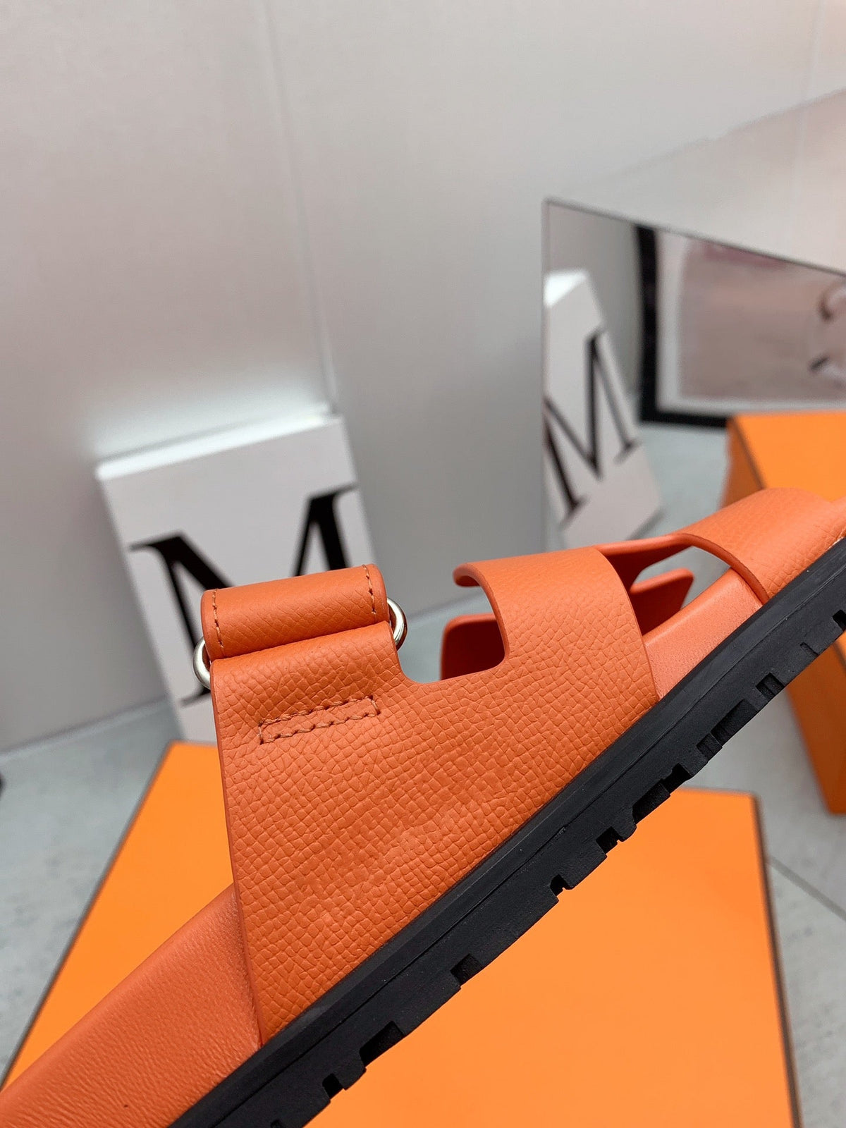 Chypre Sandal Orange
