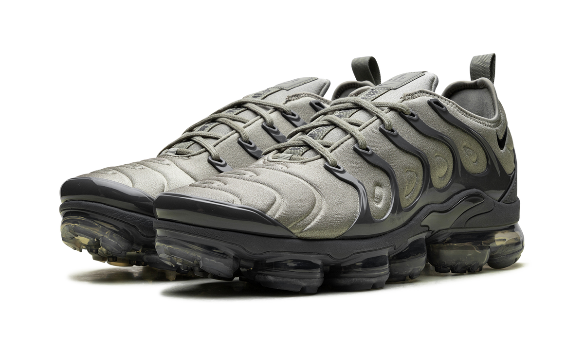 Air VaporMax Plus "Dark Stucco" AT5681 001