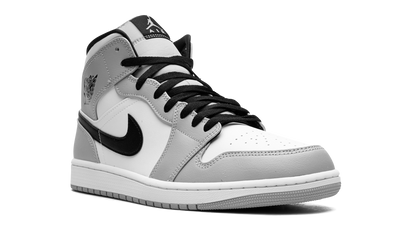 Air Jordan 1 Mid "Light Smoke Grey" 554724 092