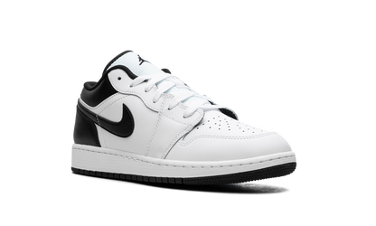 Air Jordan 1 Low GS "WHITE BLACK" 553560 132