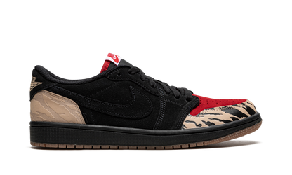 Air Jordan 1 Low SP "SoleFly - Carnivore" DN3400 001
