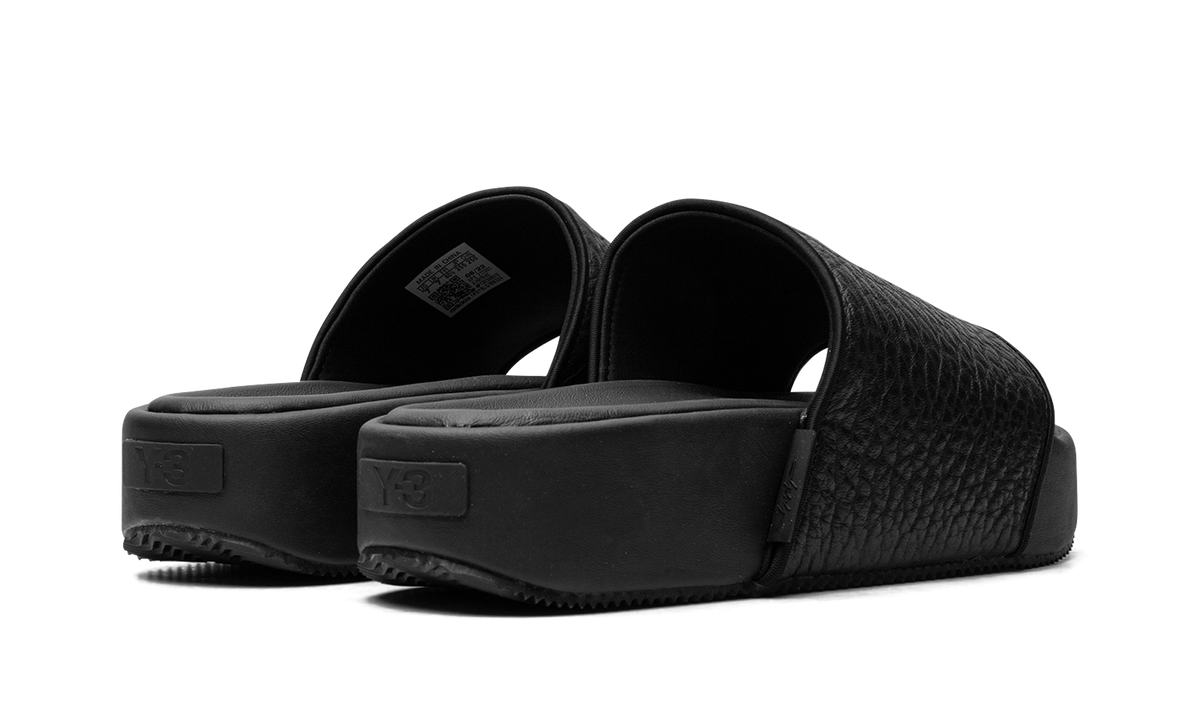 Y-3 Slide "Triple Black" HR1940